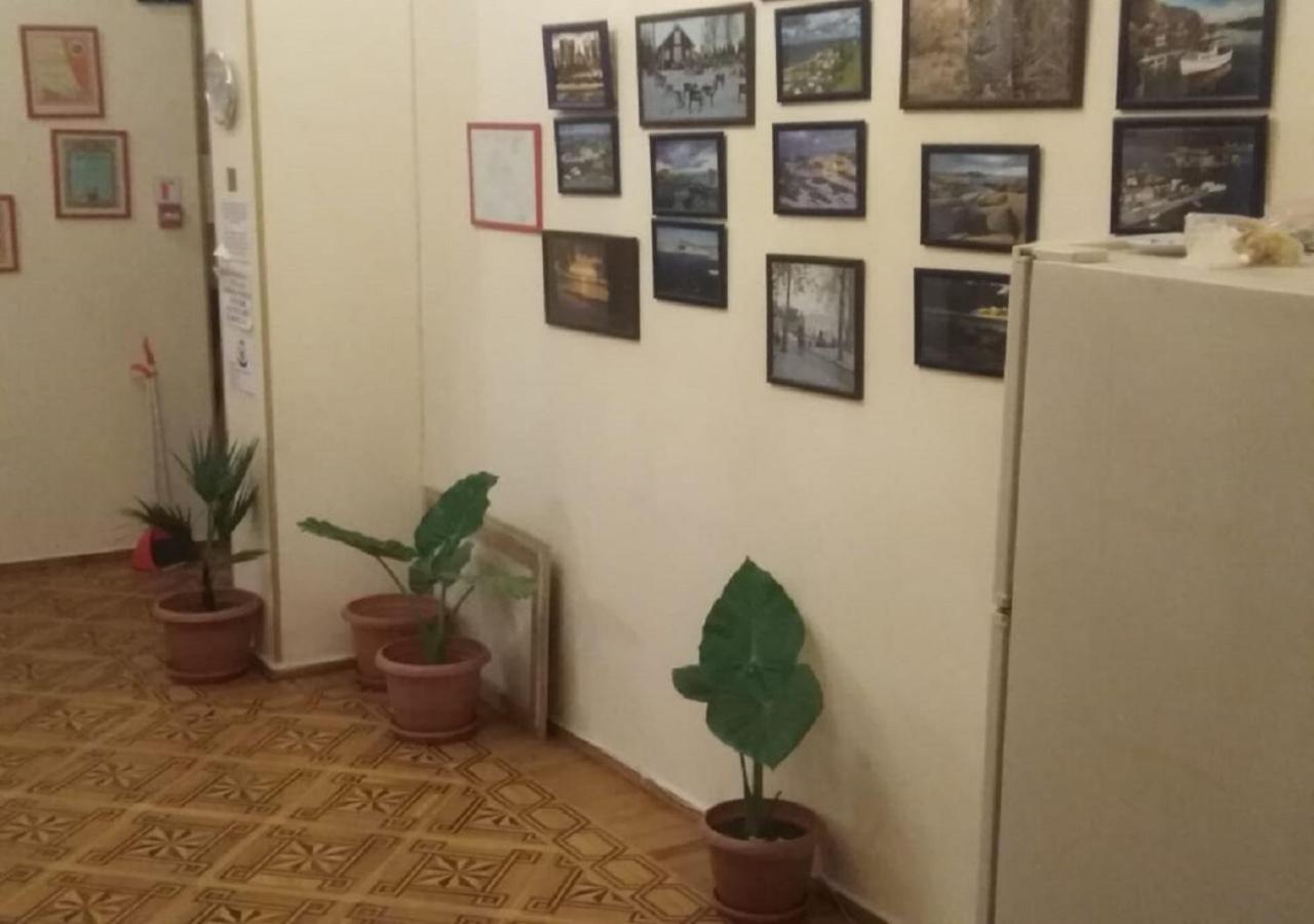 Centrum Hotel&Hostel Баку Екстериор снимка