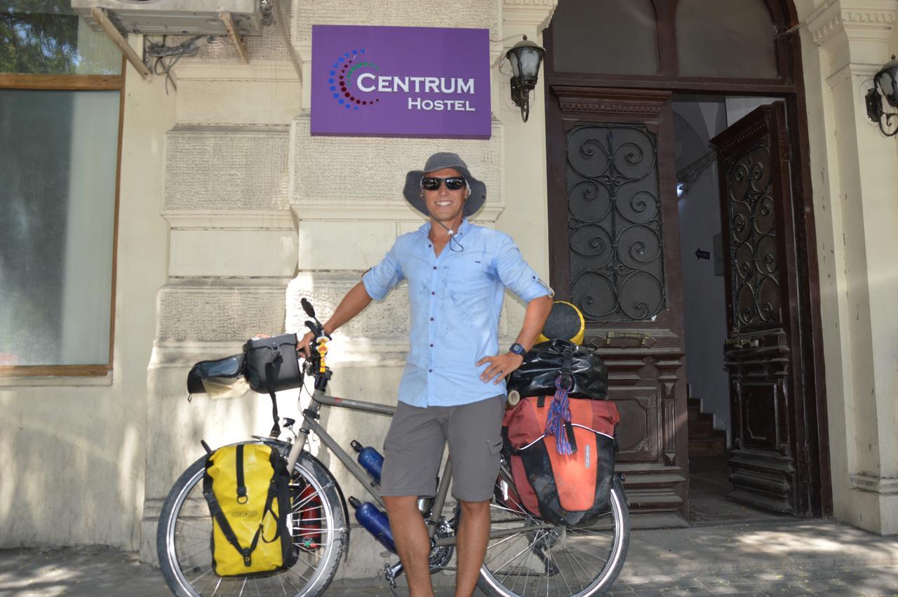 Centrum Hotel&Hostel Баку Екстериор снимка